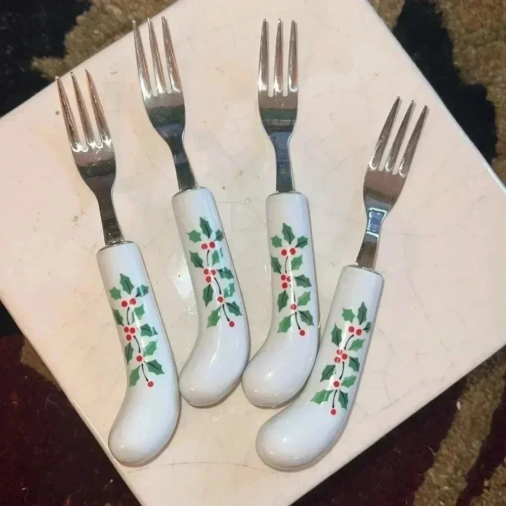 Vintage Holiday Holly Berry Christmas New Years Eve Cocktail Forks Set of 4 NWOT